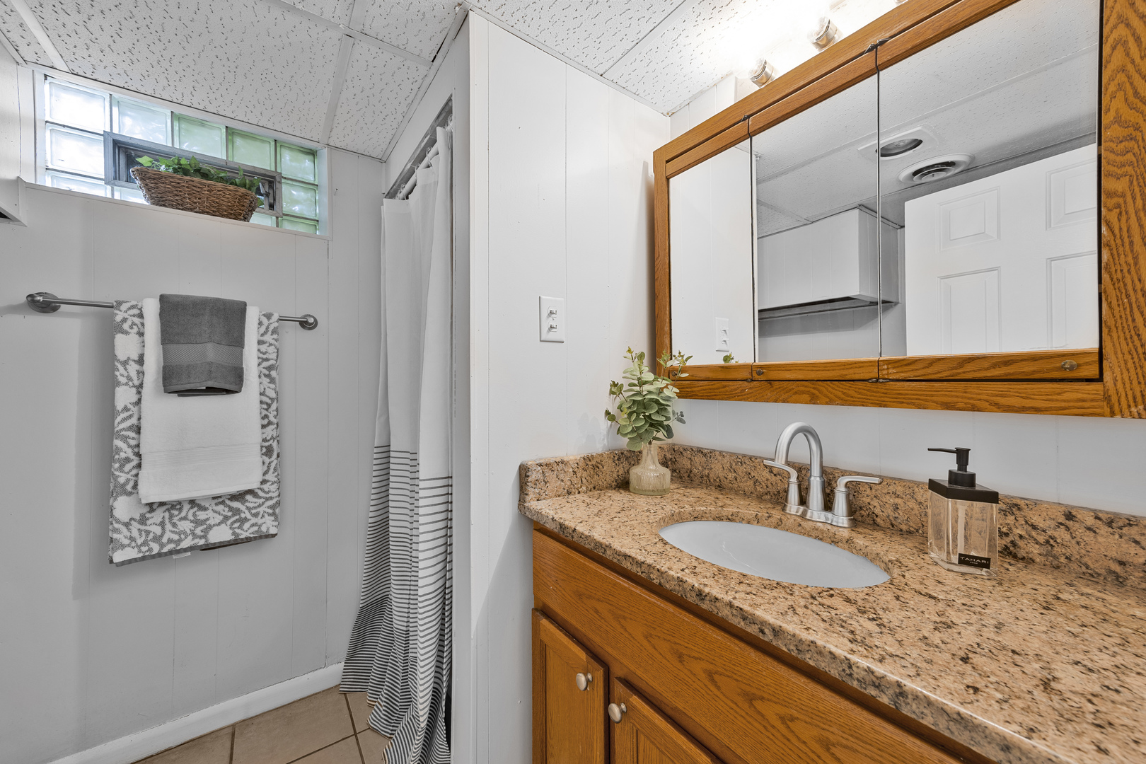 4405 Butterfield Road Hillside, IL 60162 - Photo 14 of 23
