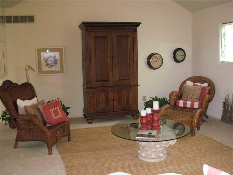 7677 River Road Indianapolis, IN 46240 - Photo 8 of 16 Gallery Image 8