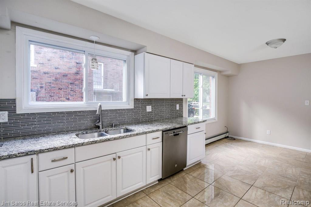 1349 Devonshire Road Grosse Pointe, MI 48230 - Photo 10 of 27
