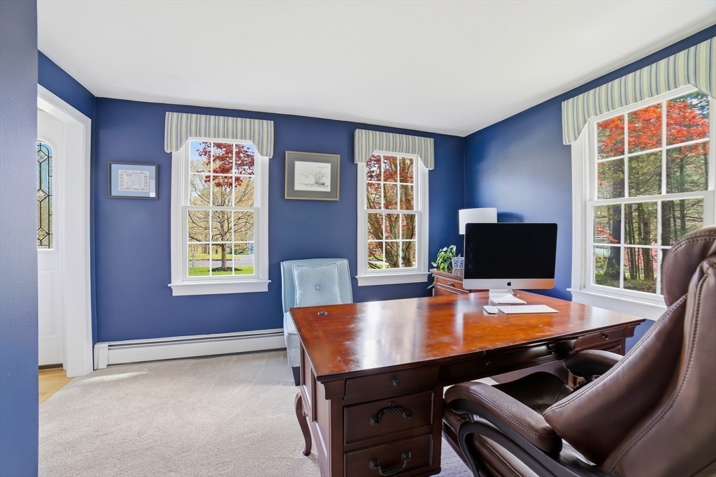 43 Carriage Hill Road Northborough, MA 01532 - Photo 11 of 35