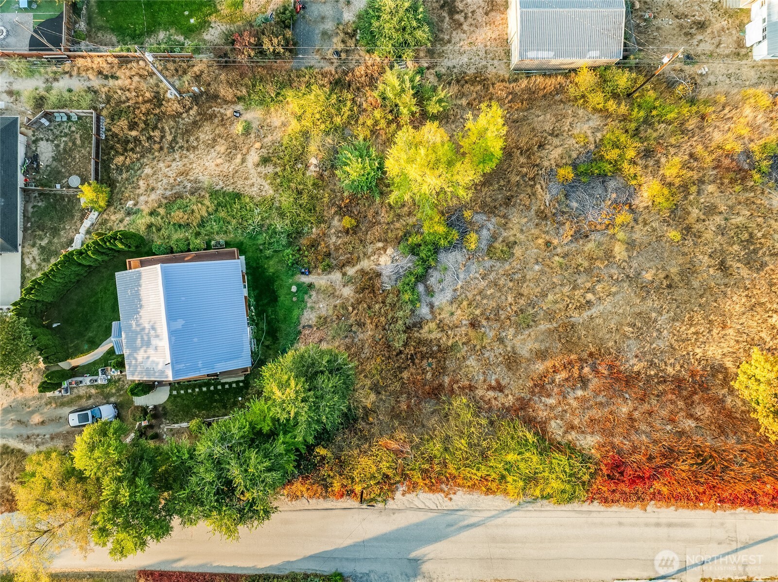 14 High Street Peshastin, WA 98847 - Photo 5 of 12 front view of a house with a yard