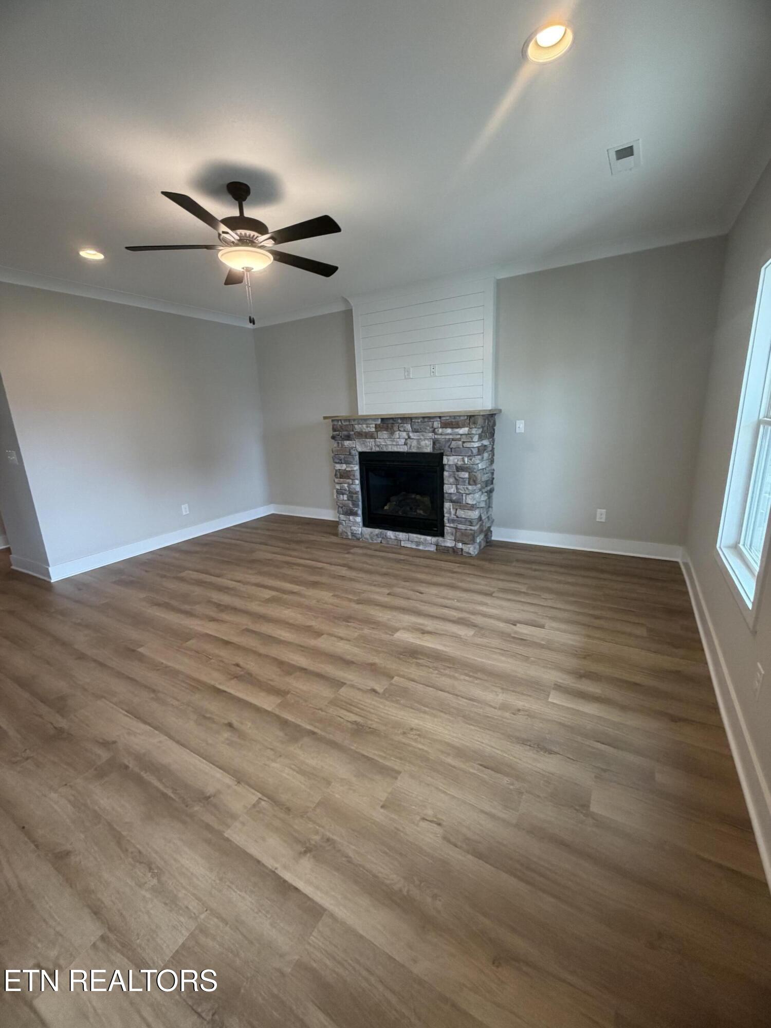 116 Thornberry Road, Unit LOT 62B Oak Ridge, TN 37830 - Photo 6 of 40 IMG_5227