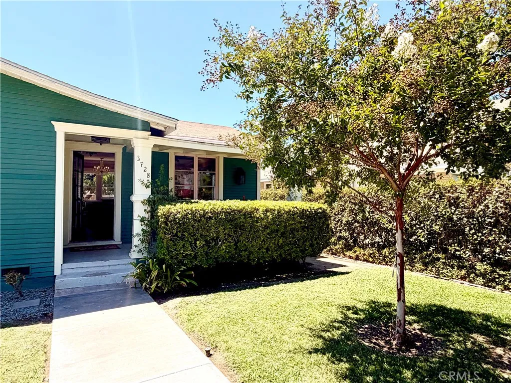 3728 Briscoe Street Riverside, CA 92506 - Photo 2 of 50 Gallery Image 2