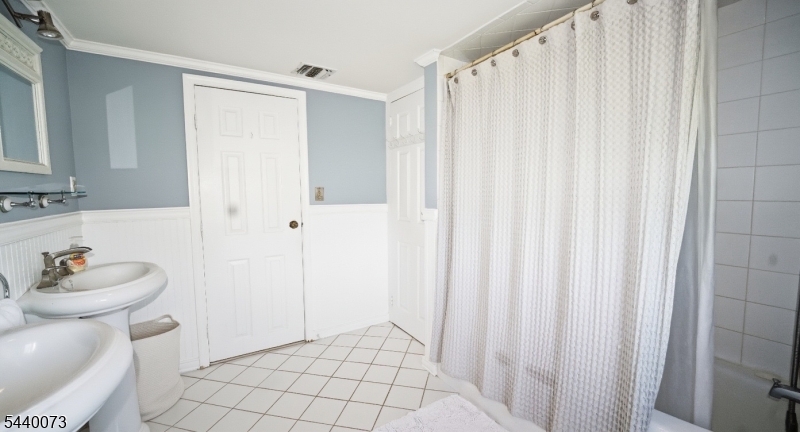 467 Foothill Road Bridgewater, NJ 08807 - Photo 25 of 39