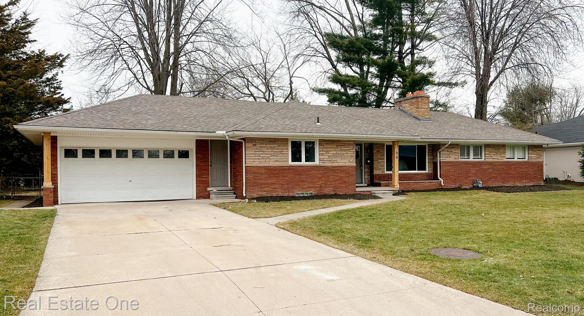 90 Shoreham Road Grosse Pointe, MI 48236 - Photo 2 of 32 Gallery Image 2