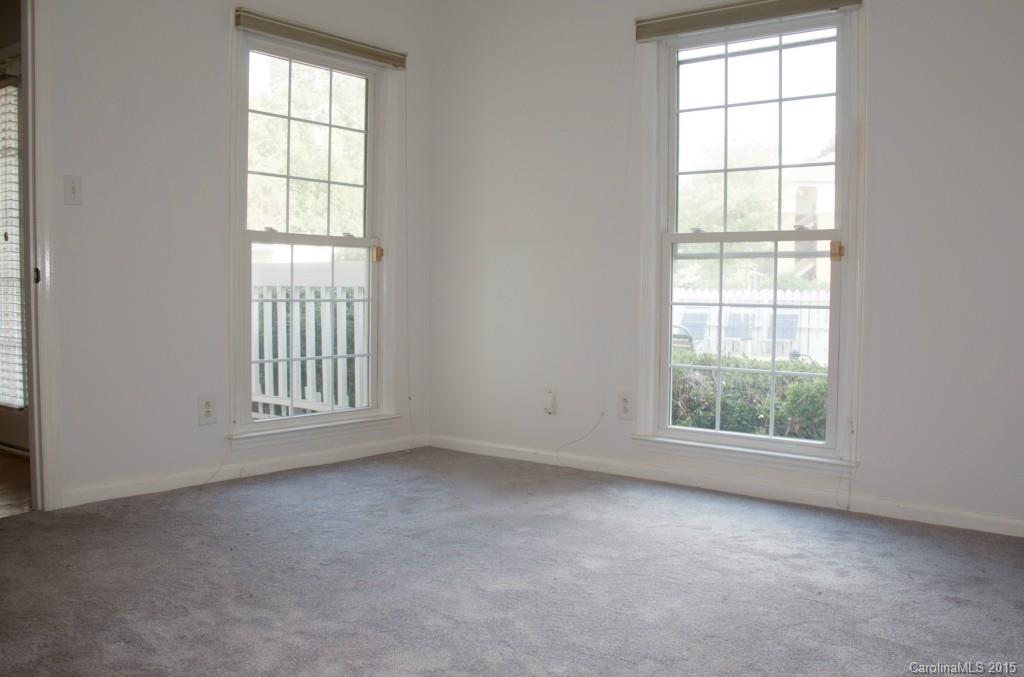 301 Queens Road, Unit 106 Charlotte, NC 28204 - Photo 6 of 11 Gallery Image 6