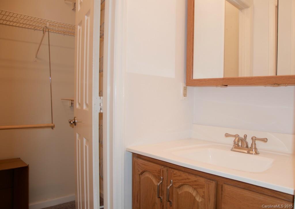 301 Queens Road, Unit 106 Charlotte, NC 28204 - Photo 7 of 11 Gallery Image 7