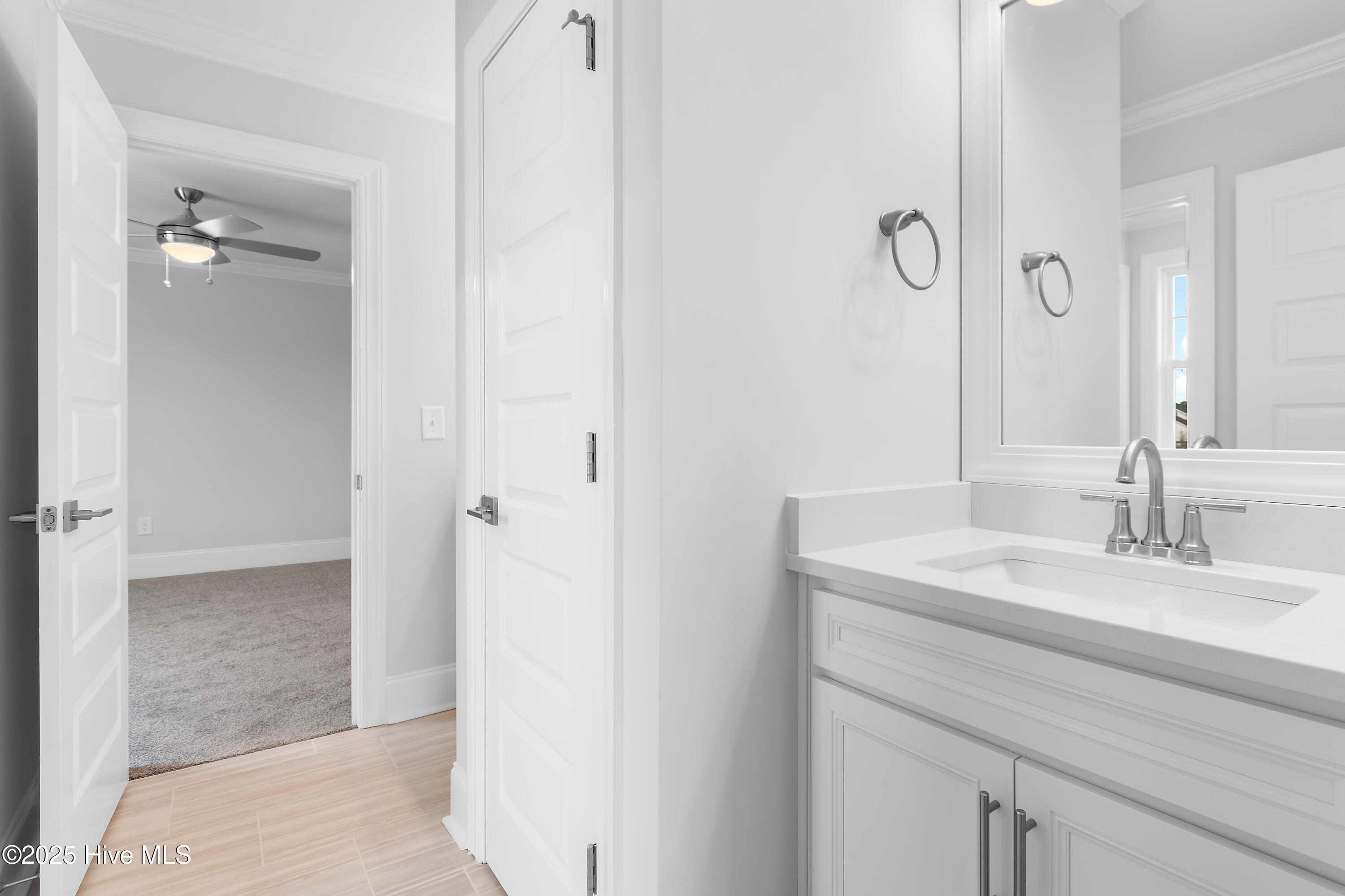 244 Planters Walk Hampstead, NC 28443 - Photo 63 of 86 Full Bathroom 3 on Second Floor