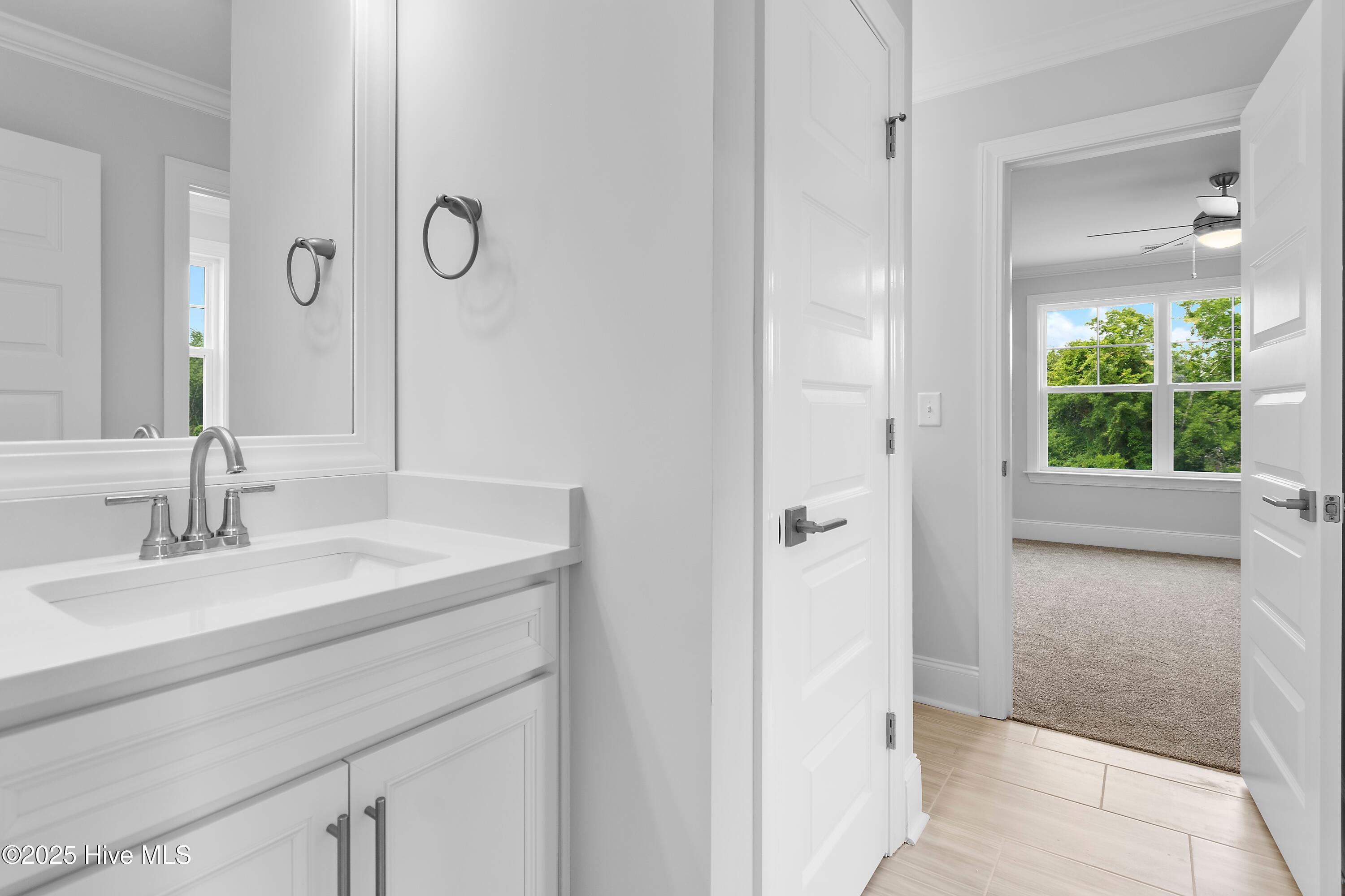 244 Planters Walk Hampstead, NC 28443 - Photo 64 of 86 Full Bathroom 3 on Second Floor