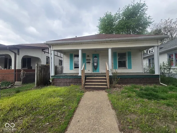$44,900 | 835 South 3rd Street, Clinton, IN 47842