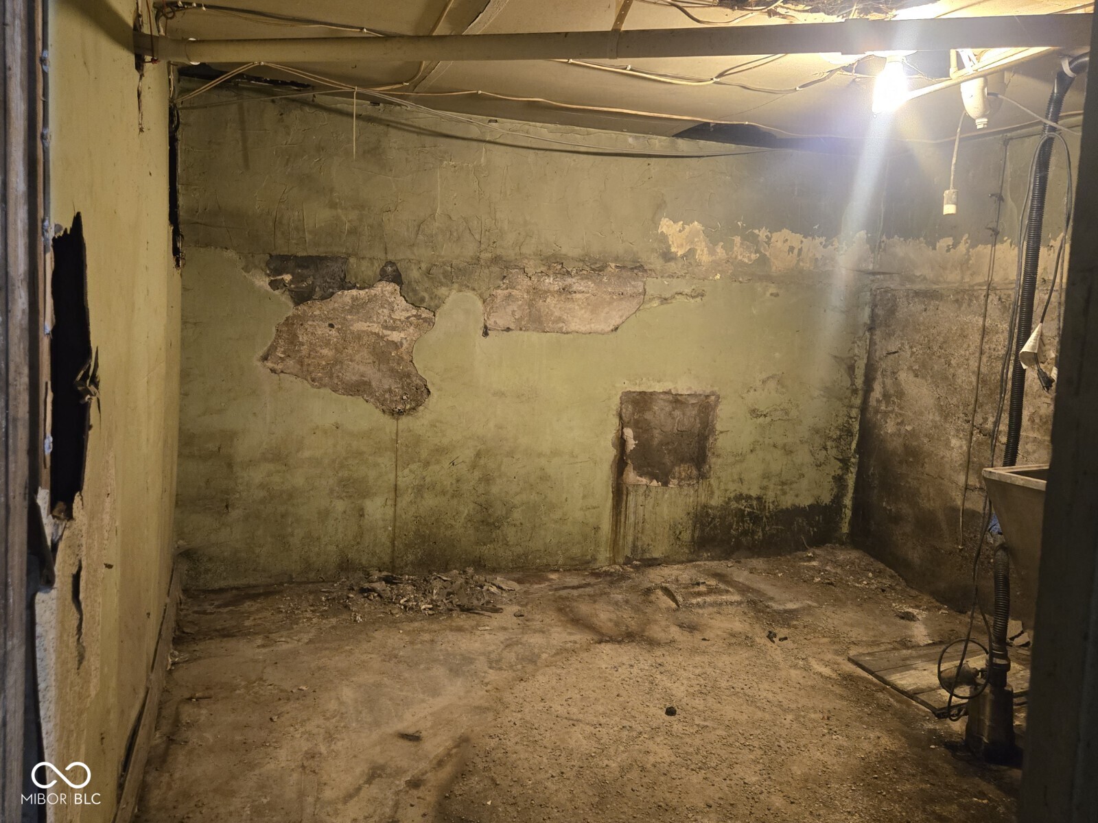 835 South 3rd Street Clinton, IN 47842 - Photo 16 of 16