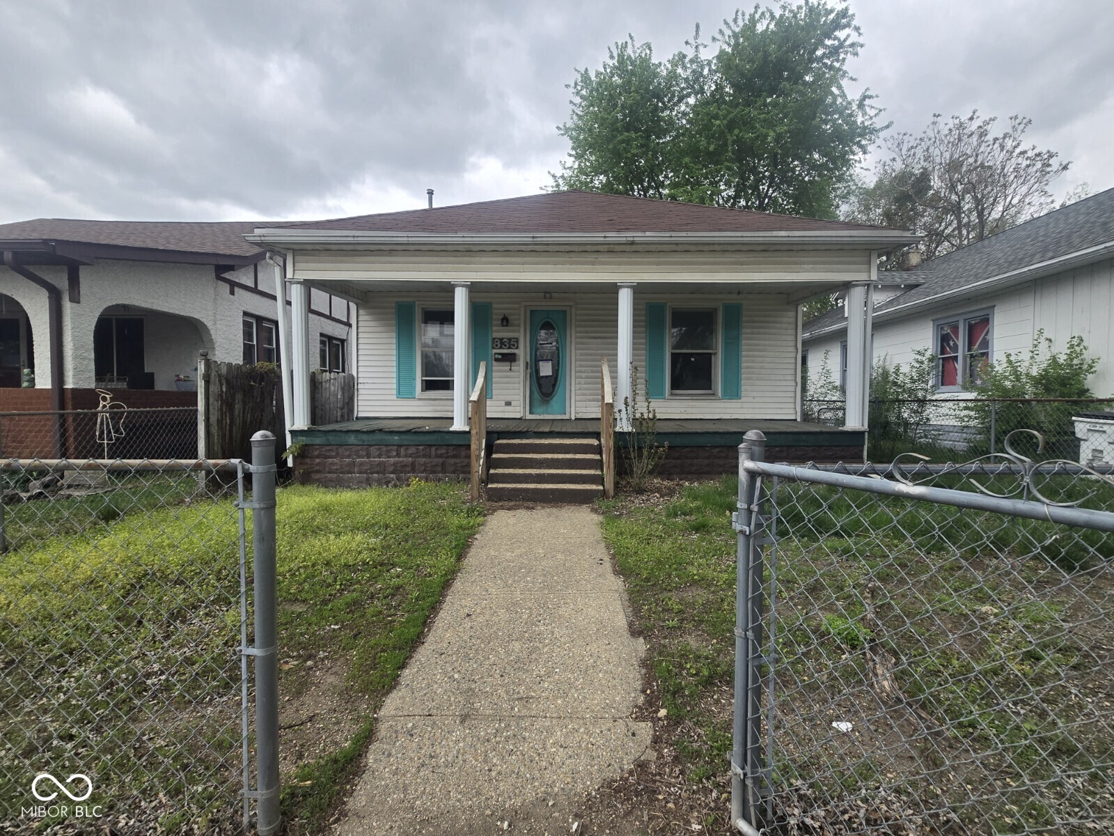 835 South 3rd Street Clinton, IN 47842 - Photo 2 of 16