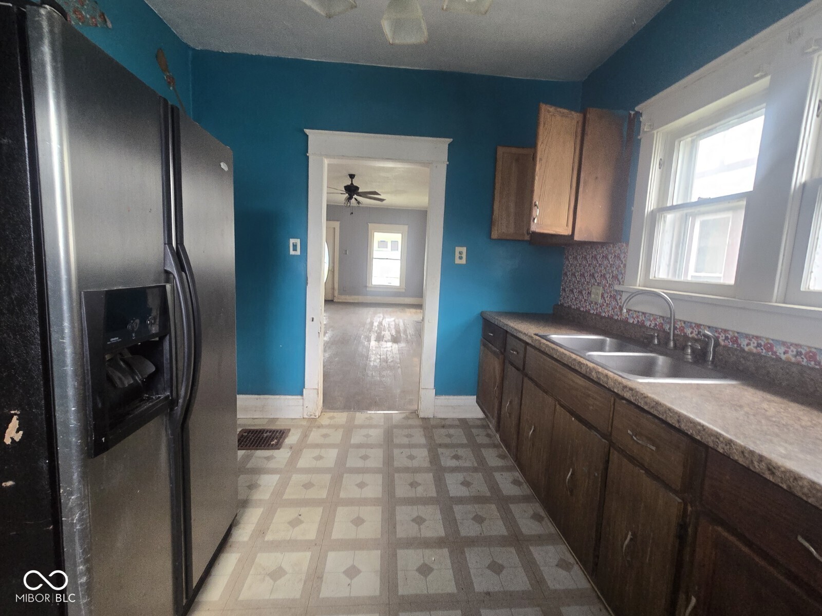 835 South 3rd Street Clinton, IN 47842 - Photo 10 of 16