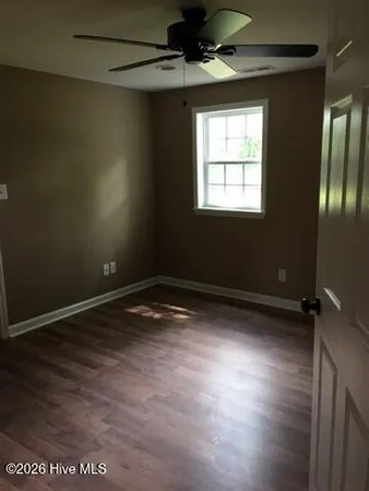 $1,550 | 528 Haws Run Road, Jacksonville, NC 28540