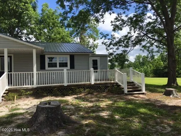 $1,550 | 528 Haws Run Road, Jacksonville, NC 28540