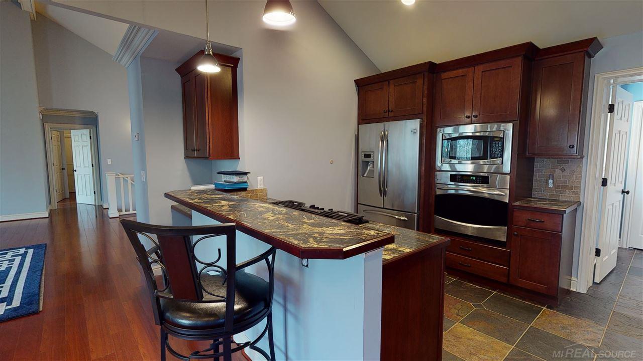 508 West Sutton Road Lapeer, MI 48446 - Photo 18 of 71 50007172-17.JPG