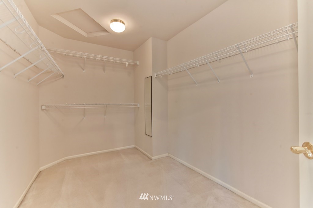 17602 Southeast 186th Way Renton, WA 98058 - Photo 10 of 16 Gallery Image 10