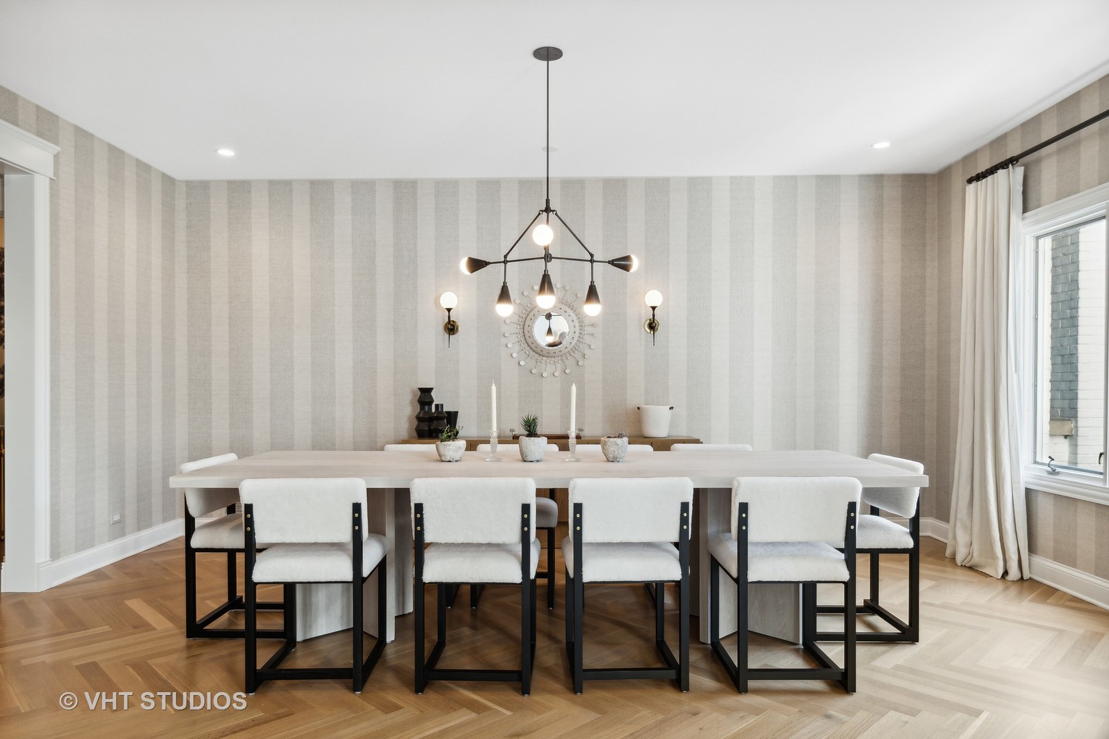 37 Sheridan Road Highland Park, IL 60035 - Photo 18 of 48 a view of a dining room and chandelier