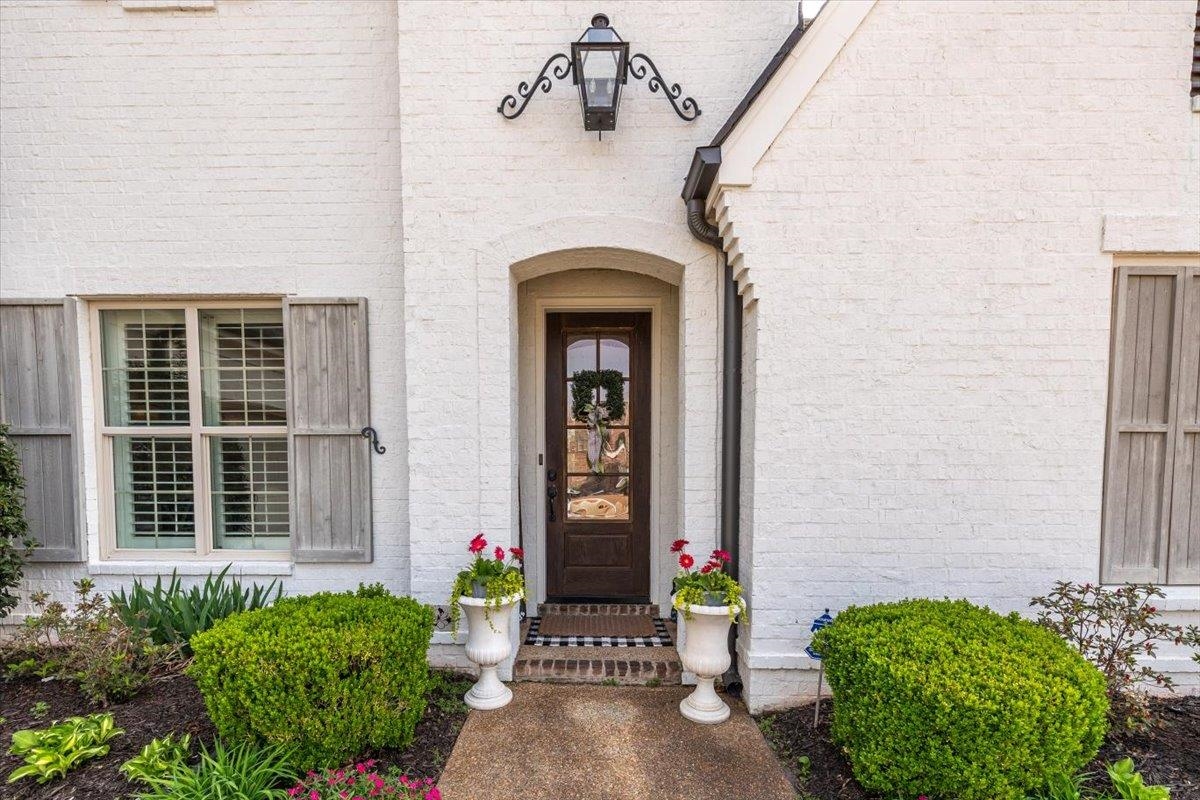 608 Cypress Run Cove Collierville, TN 38017 - Photo 39 of 40 Property entrance with brick siding