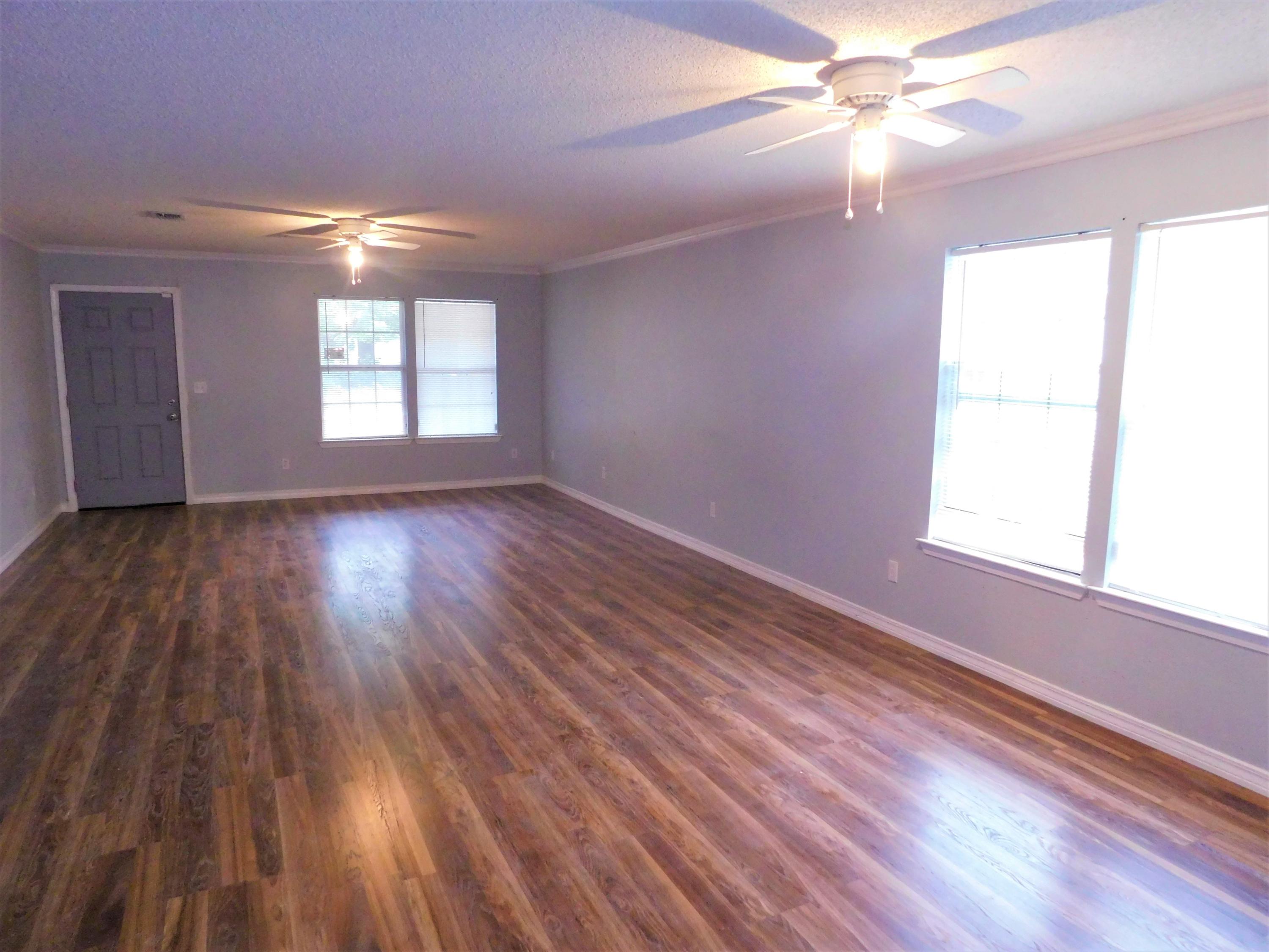 23 Snook Road Mary Esther, FL 32569 - Photo 9 of 11 New flooring