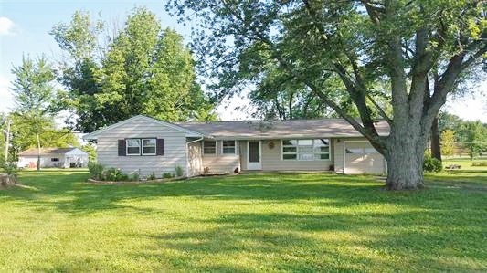 7701 Lower Huntington Road Fort Wayne, IN 46809 - Photo 2 of 10
