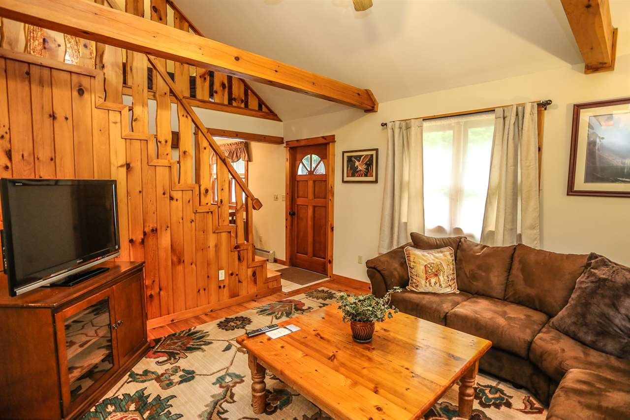 313 Gulf Road Northwood, NH 03261 - Photo 4 of 33 Gallery Image 4