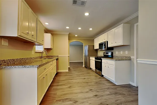 $2,240 | 19918 Black Cherry Bend Court, Cypress, TX 77433