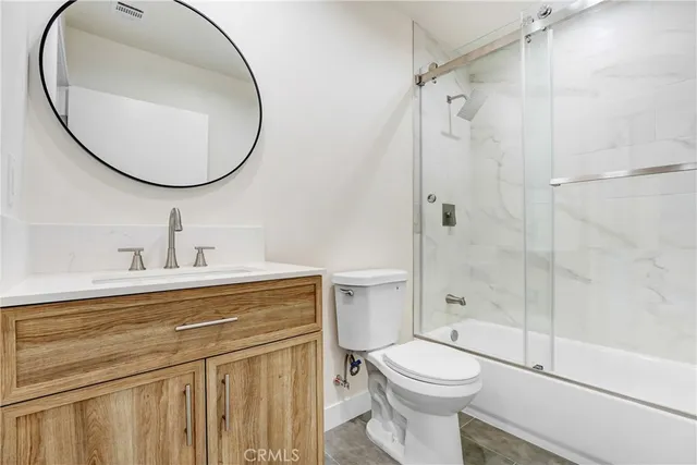 $1,699,950 | 7454 Gaviota Avenue, Van Nuys, CA 91406