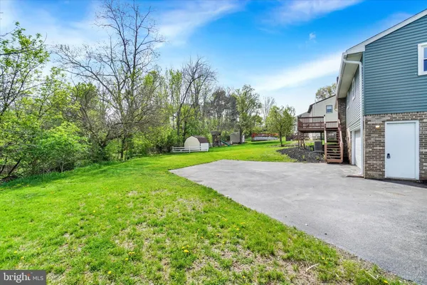 $324,900 | 2700 Thornbridge Road East, York, PA 17408