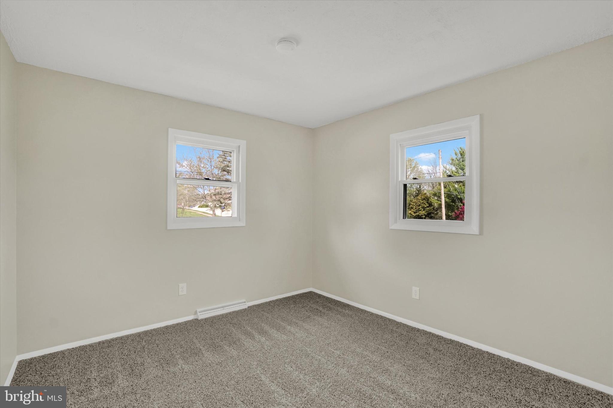 2700 Thornbridge Road East York, PA 17408 - Photo 10 of 16
