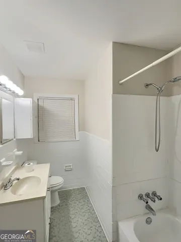 $2,000 | 2311 Cherry Blossom Drive Southwest, Atlanta, GA 30331