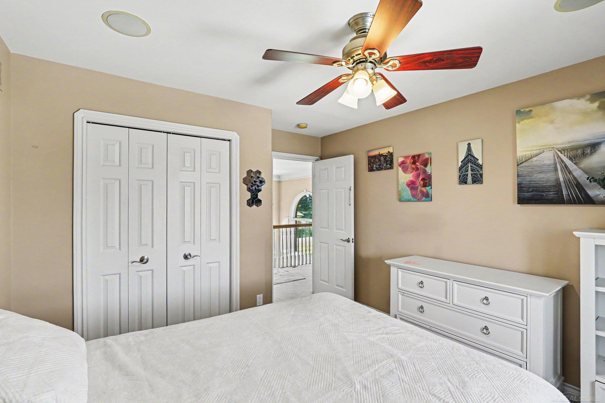 38035 Pointe Rosa Street Harrison Township, MI 48045 - Photo 27 of 45