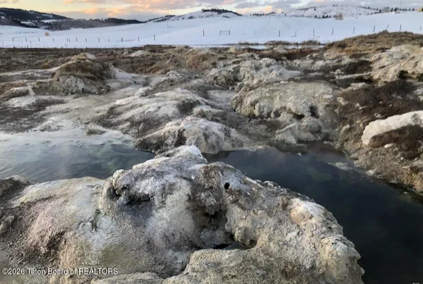 $6,295,000 | 95 Auburn-Forest Road, Auburn, WY 83111