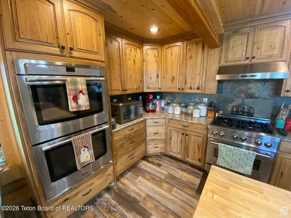 $6,295,000 | 95 Auburn-Forest Road, Auburn, WY 83111