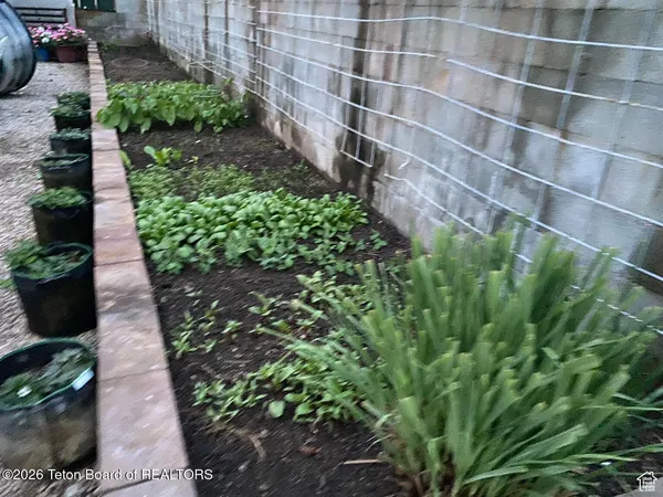 $6,295,000 | 95 Auburn-Forest Road, Auburn, WY 83111