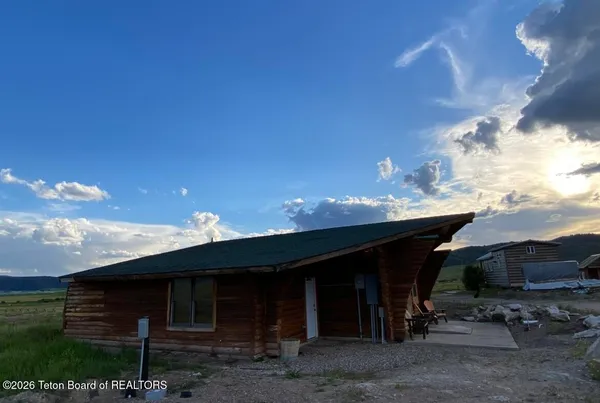 $6,295,000 | 95 Auburn-Forest Road, Auburn, WY 83111