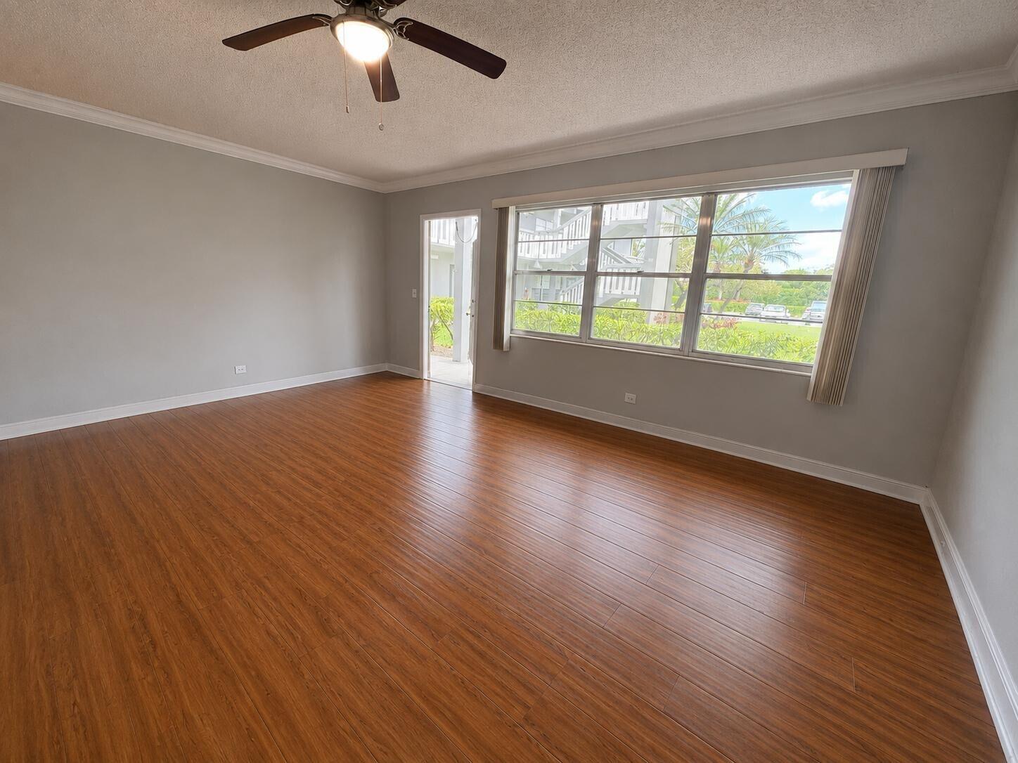 261 Suffolk F Boca Raton, FL 33434 - Photo 8 of 12 3