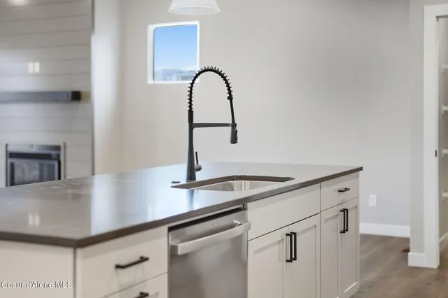 $695,000 | 7065 North Coeur Terre Boulevard, Coeur D'Alene, ID 83815