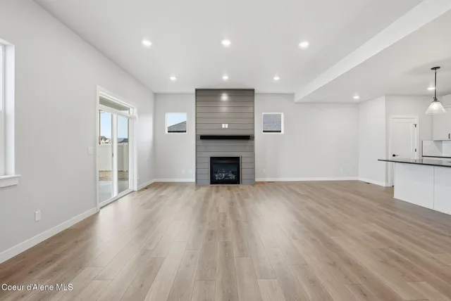 $695,000 | 7065 North Coeur Terre Boulevard, Coeur D'Alene, ID 83815