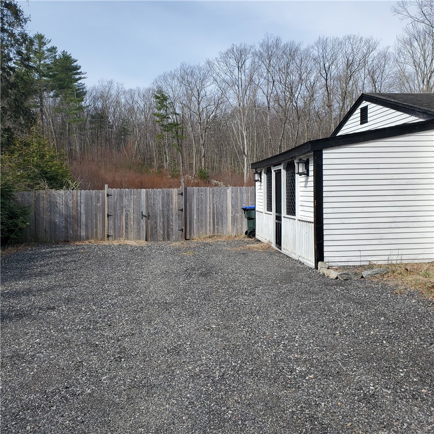 121 Dexter Lane Scituate, RI 02857 - Photo 3 of 12