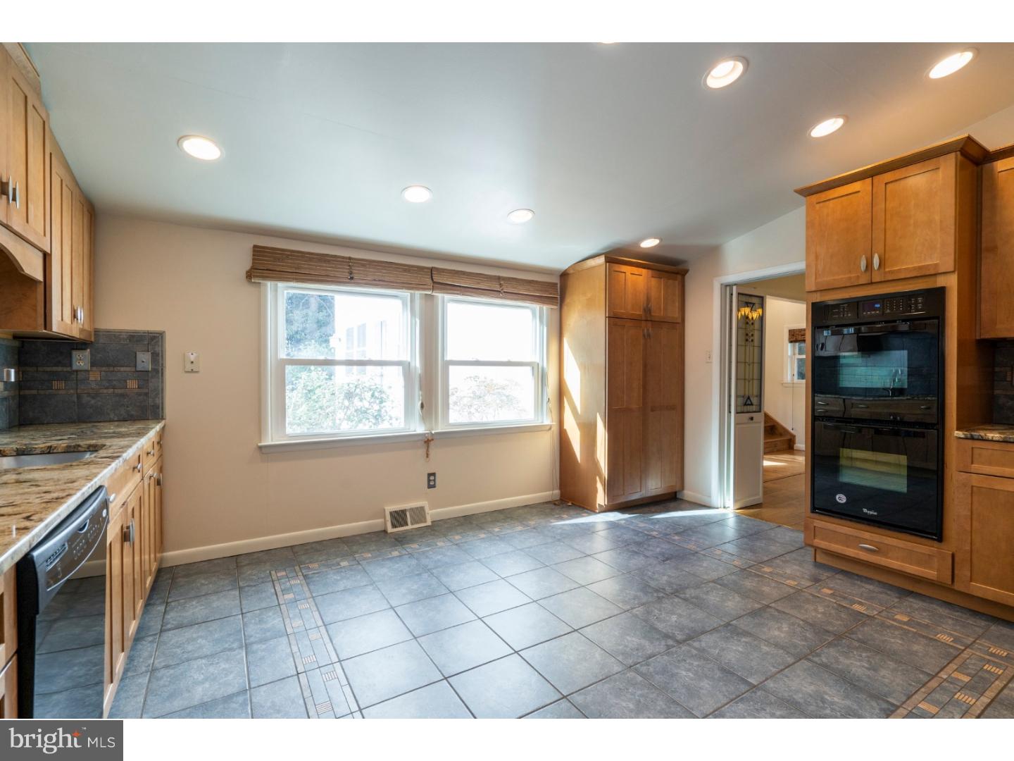 326 Hilltop Road Paoli, PA 19301 - Photo 8 of 24 Kitchen