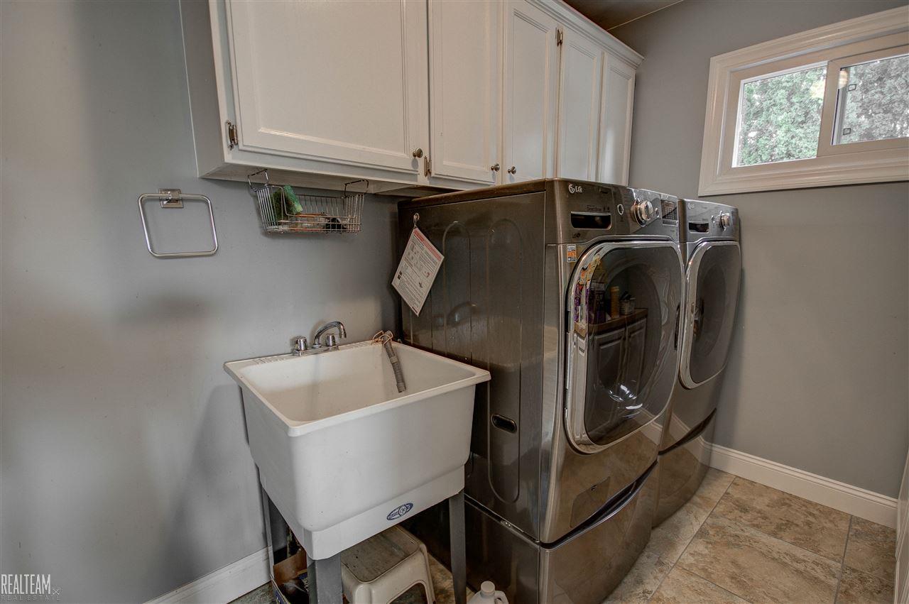 2388 Cumberland Road Rochester, MI 48307 - Photo 11 of 36 31301848-10.JPG