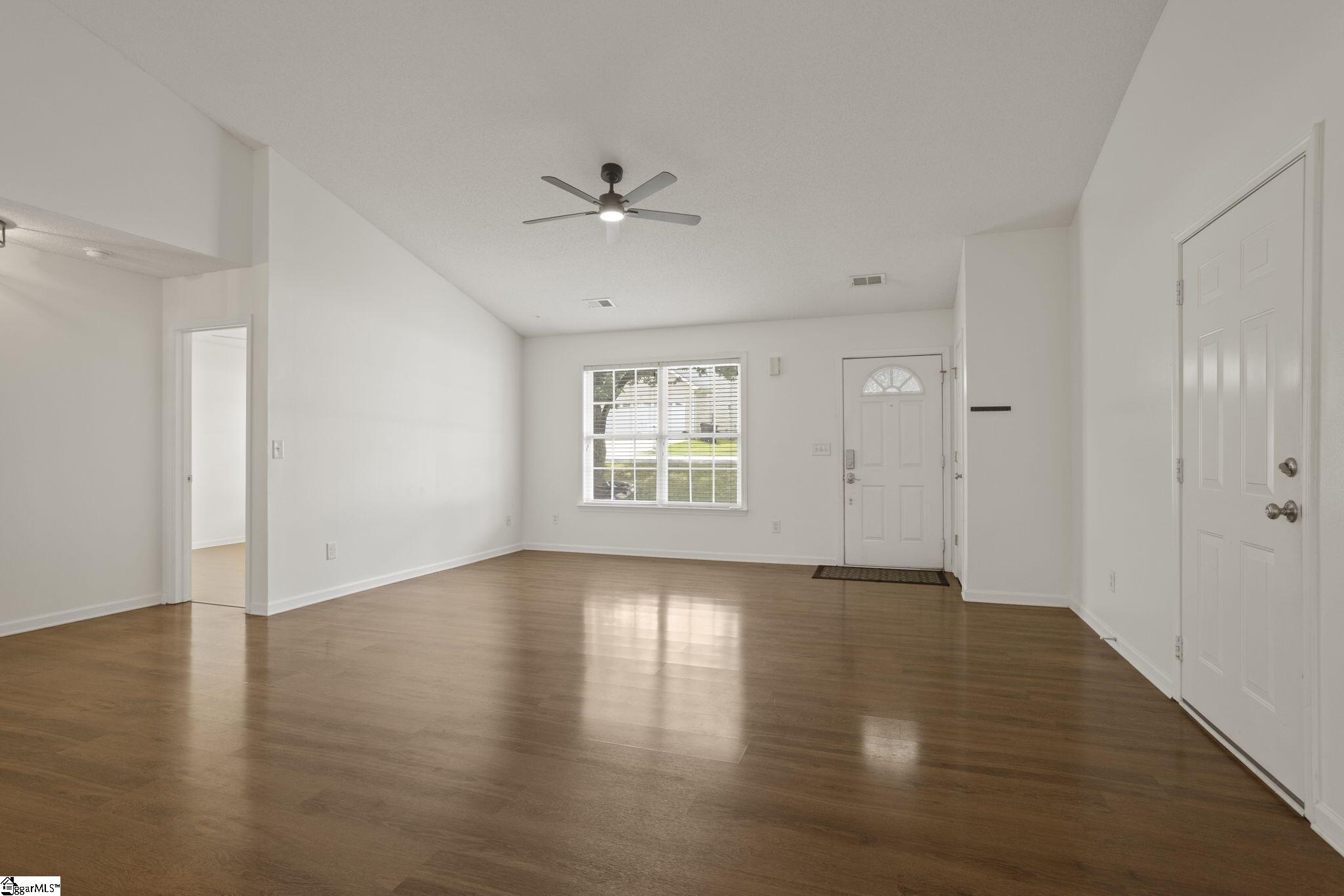 14 Seaside Lane Greer, SC 29650 - Photo 6 of 25