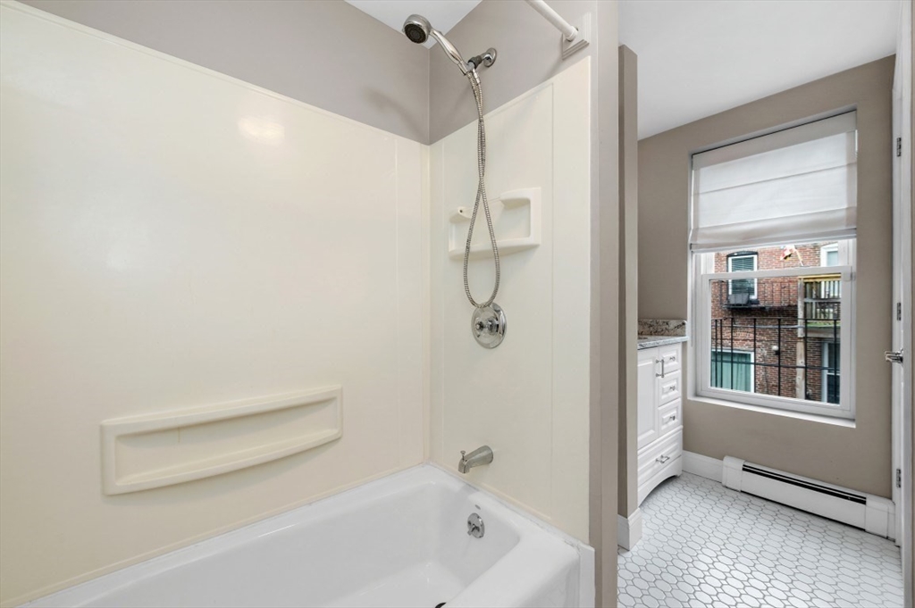 14 Beckler Avenue Boston, MA 02127 - Photo 19 of 24