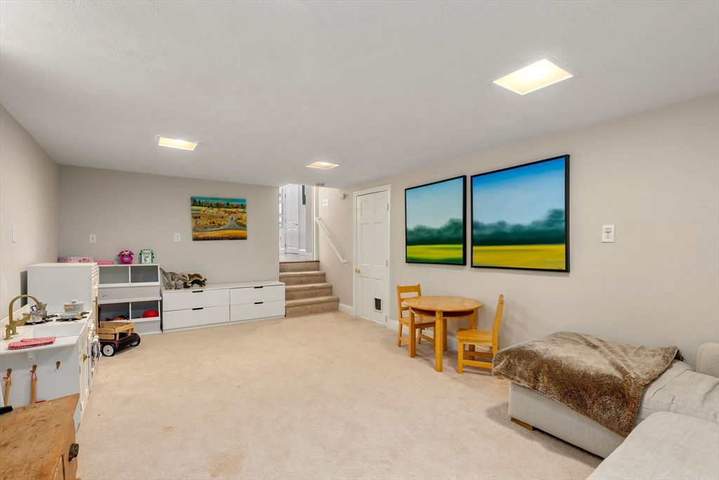 36 Kendall Road Sudbury, MA 01776 - Photo 16 of 24 Gallery Image 16