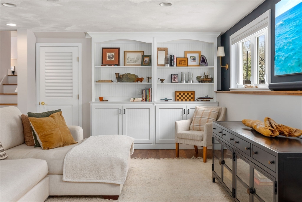 36 Kendall Road Sudbury, MA 01776 - Photo 18 of 24 Gallery Image 18