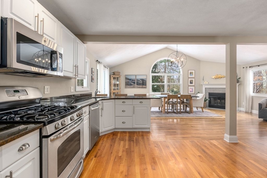 36 Kendall Road Sudbury, MA 01776 - Photo 5 of 24 Gallery Image 5