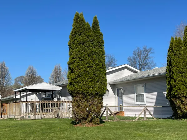 $210,000 | 833 Crauns Lane, Quincy, MI 49082