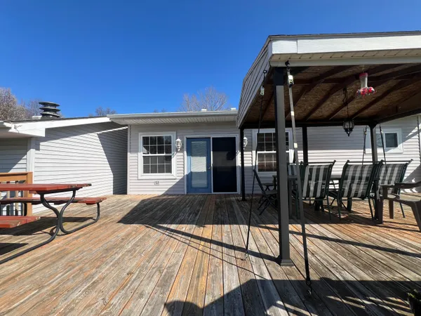 $210,000 | 833 Crauns Lane, Quincy, MI 49082