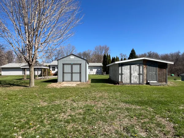 $210,000 | 833 Crauns Lane, Quincy, MI 49082
